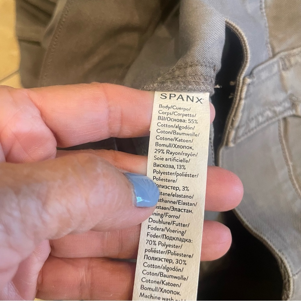 Spanx pants size small - Picture 4 of 7